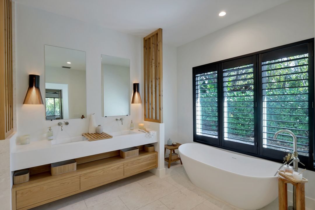 14 Sabre Ln, Naples, FL 34102