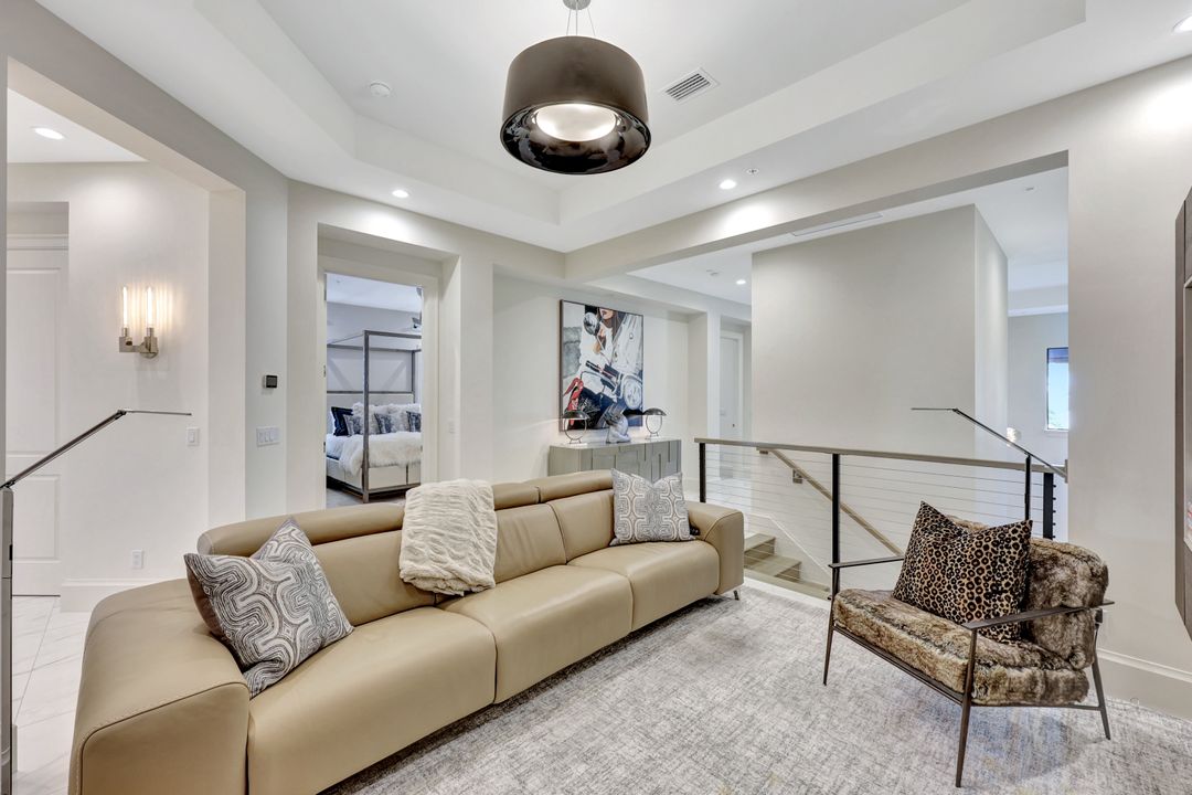 16350 Corsica Way #202, Naples, FL 34110