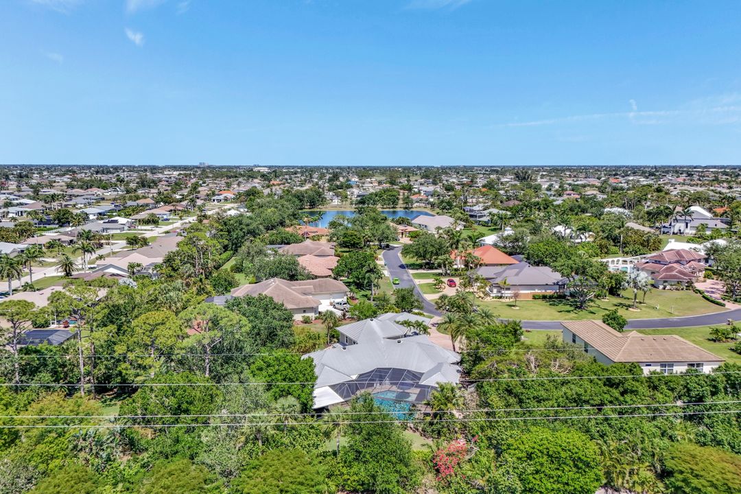 1817 Piccadilly Cir, Cape Coral, FL 33991