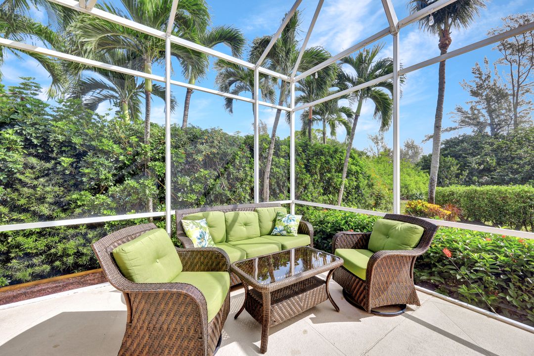 577 Somerset Ct, Marco Island, FL 34145