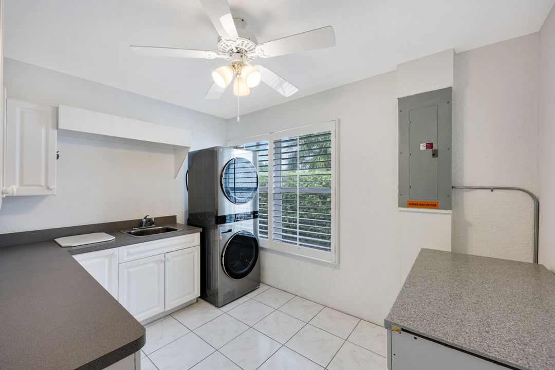 27154 Harbor Dr, Bonita Springs, FL 34135