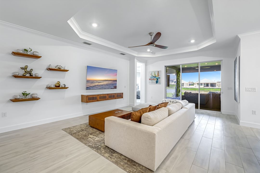 15653 Triesta Ln, Naples, FL 34114