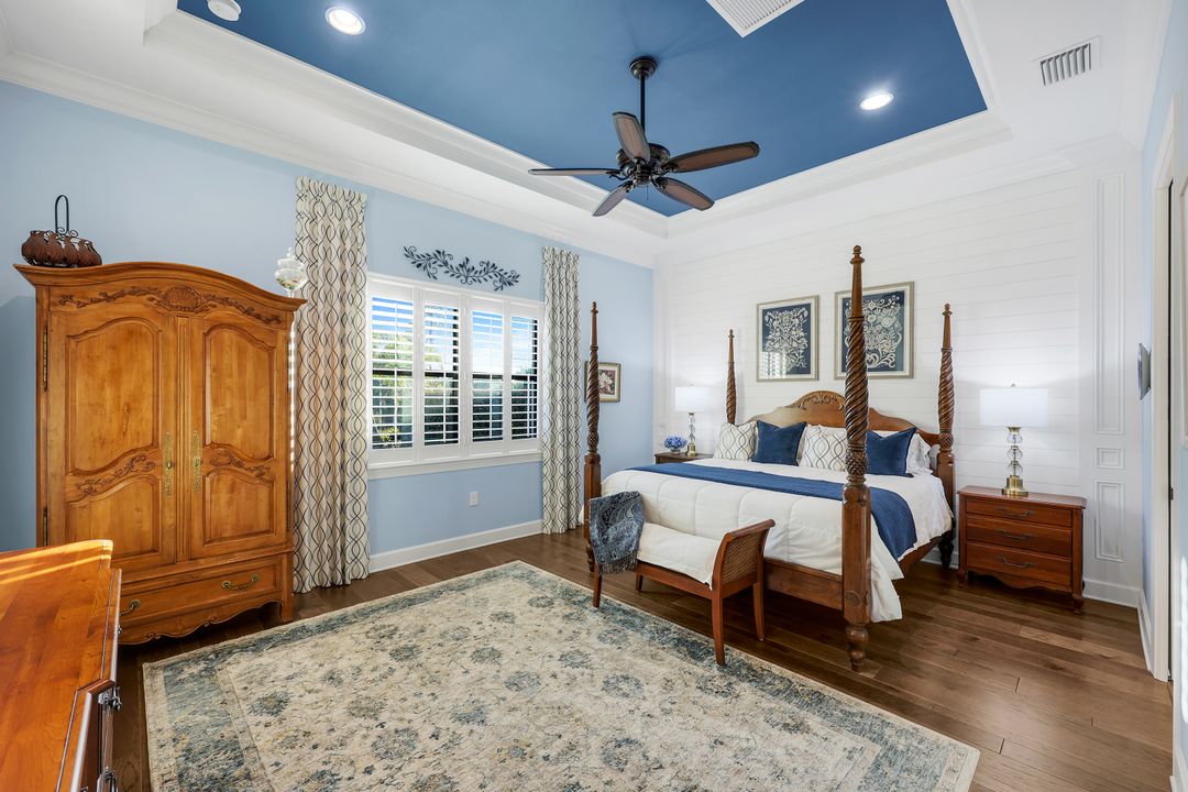 9328 Surfbird Ct, Naples, FL 34120