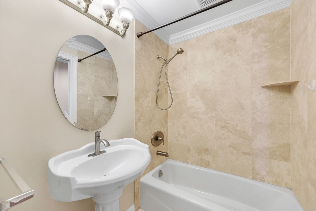 7756 Gardner Dr #102, Naples, FL 34109