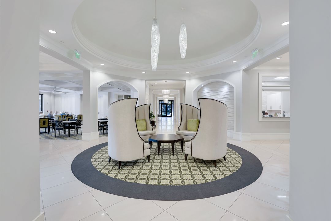 7121 Live Oak Dr, Naples, FL 34114