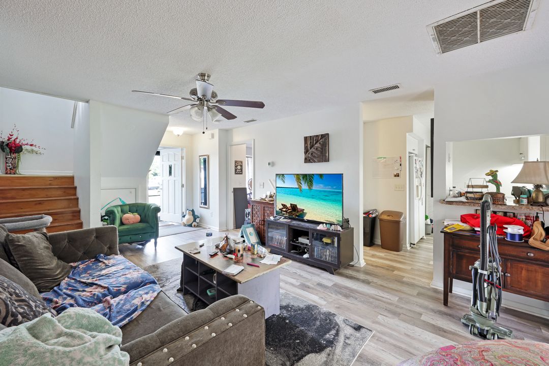 17407 Dumont Dr, Fort Myers, FL 33967