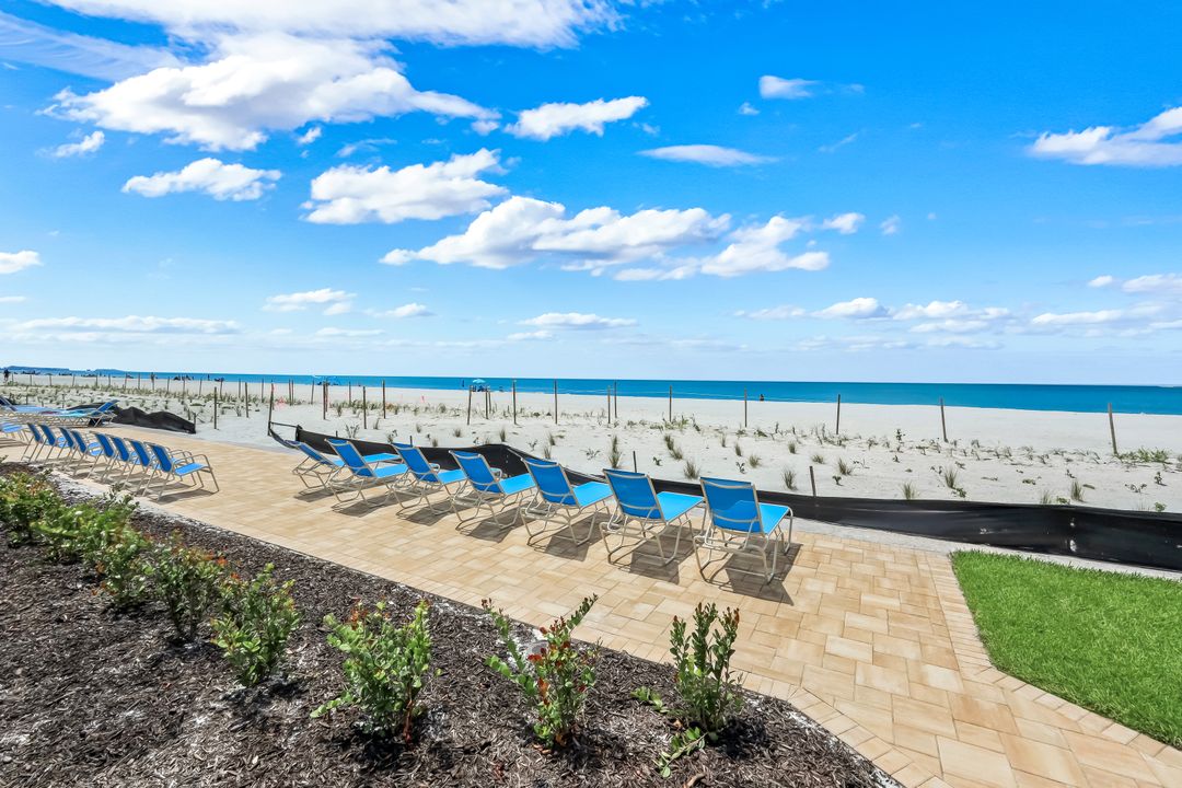 25840 Hickory Blvd  #b102, Bonita Springs, FL 34134