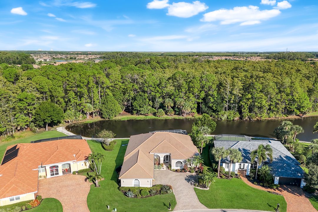 10824 Pond Ridge Dr, Fort Myers, FL 33913