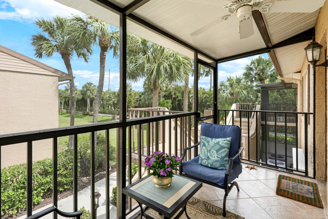 4240 Jack Frost Ct #6, Naples, FL 34112