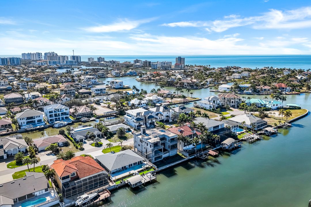 415 Seabee Ave, Naples, FL 34108