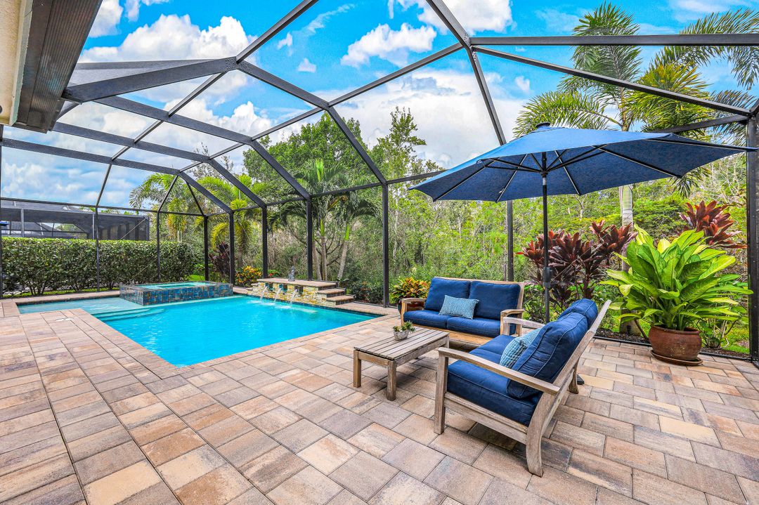 12762 Dundee Ln, Naples, FL 34120