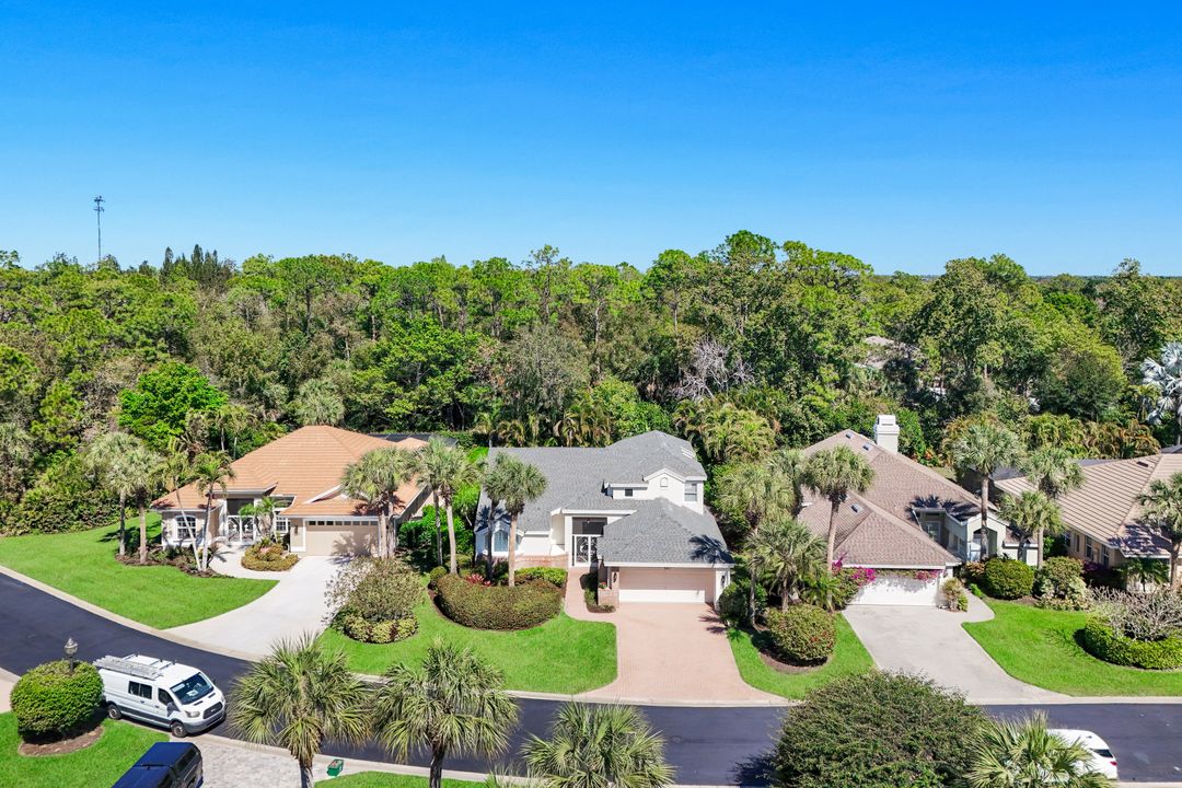 547 Cormorant Cove, Naples, FL 34113