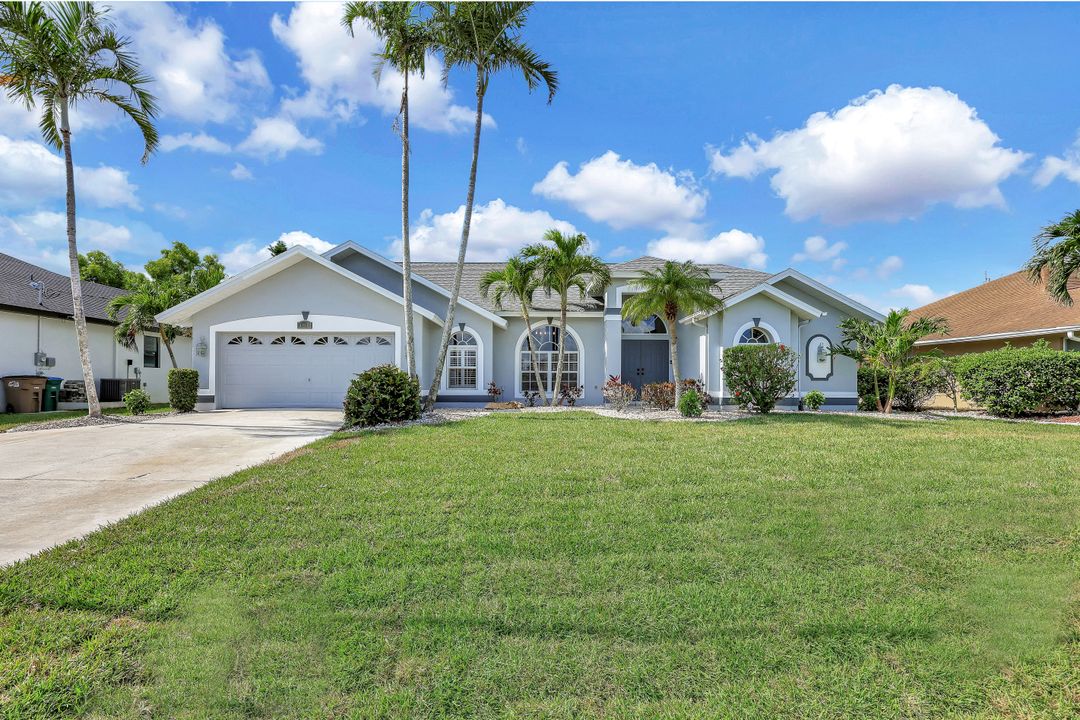 1918 Cape Coral Pkwy W, Cape Coral, FL 33914