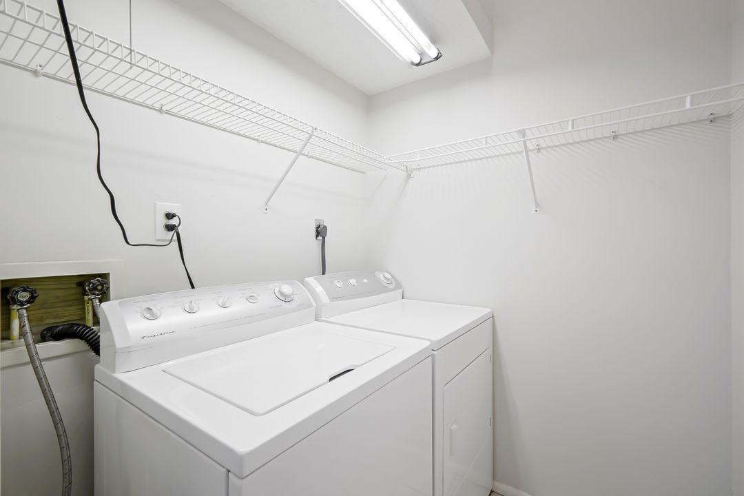 8401 S Haven Ln, Fort Myers, FL 33919