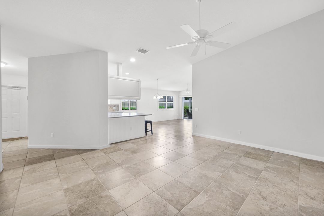 28820 Xenon Way, Bonita Springs, FL 34135
