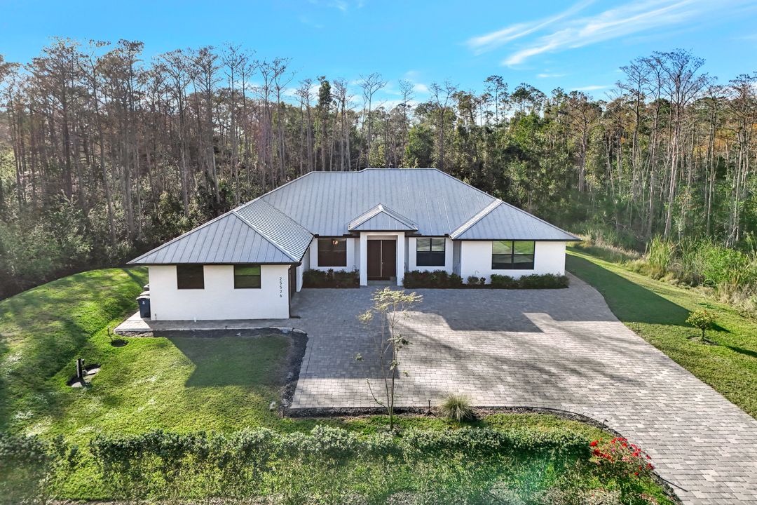 25526 Busy Bee Dr, Bonita Springs, FL 34135