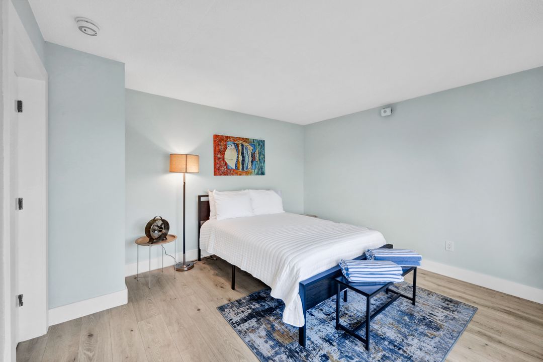 360 Capri Blvd #103, Naples, FL 34113