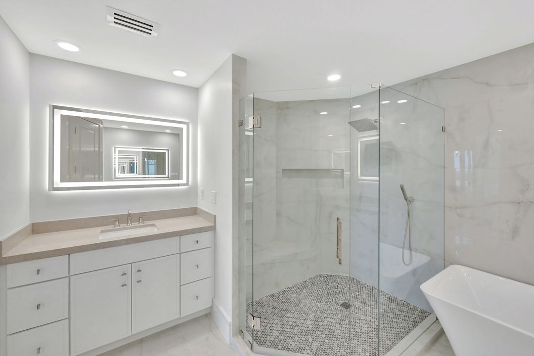 4951 Bonita Bay Blvd #2205, Bonita Springs, FL 34134