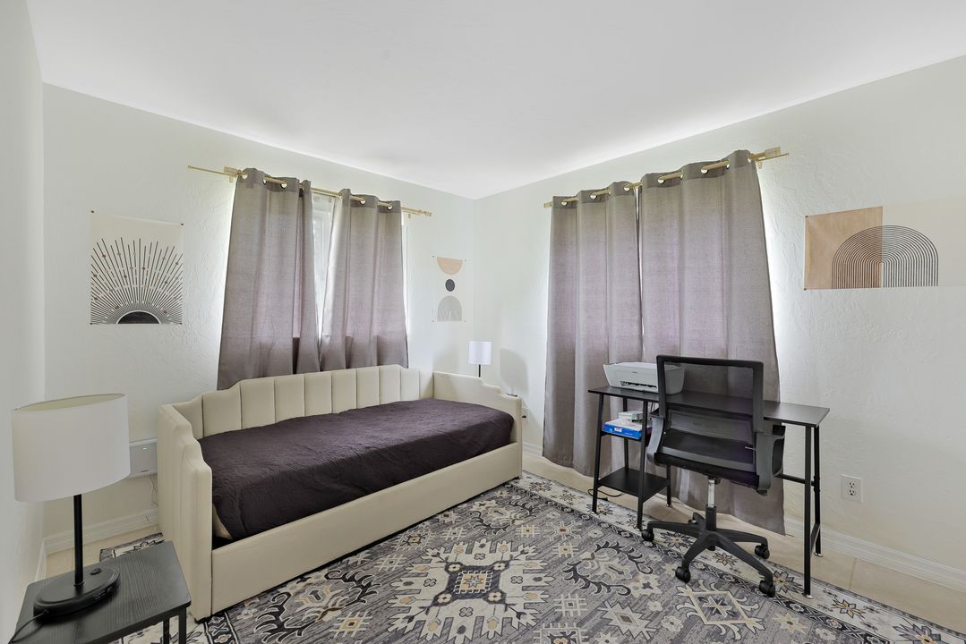 525 SE Van Loon Terrace, Cape Coral, FL 33990