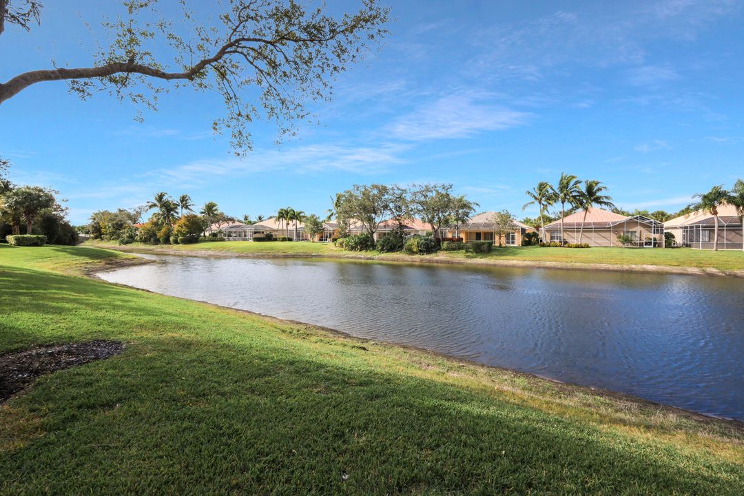 28348 Nautica Ln, Bonita Springs, FL 34135