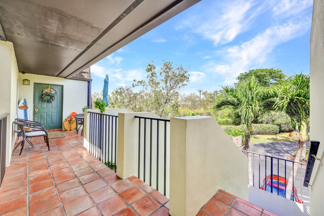 1601 Spoonbill Ln #Unit C, Naples, FL 34105