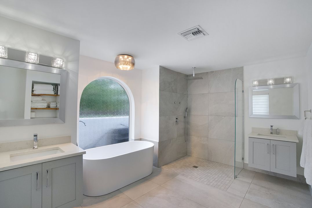 1002 Lake Shore Dr, Delray Beach, FL 33444