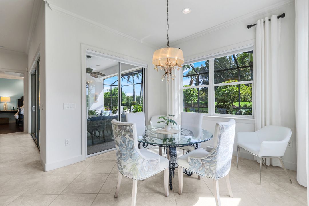 9090 Limestone Ln, Naples, FL 34120