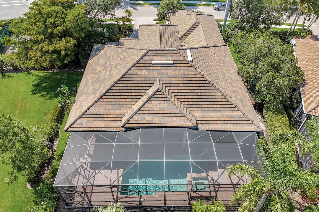 7748 Classics Dr, Naples, FL 34113