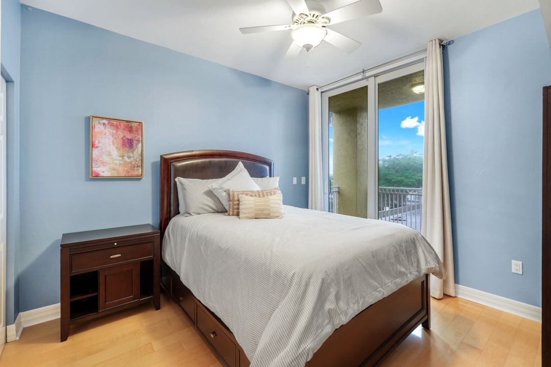 401 Bayfront Pl #3301, Naples, FL 34102