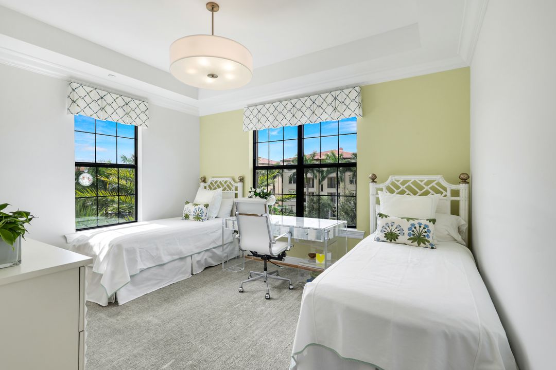 16391 Viansa Wy #202, Naples, FL 34110