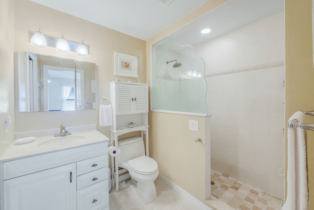 3232 Stabile Rd, Saint James City, FL 33956