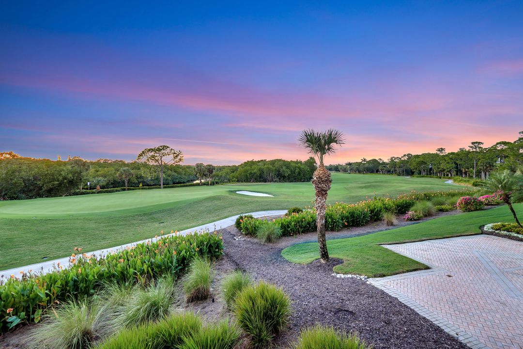 1252 Pocantico Ln, Naples, FL 34110