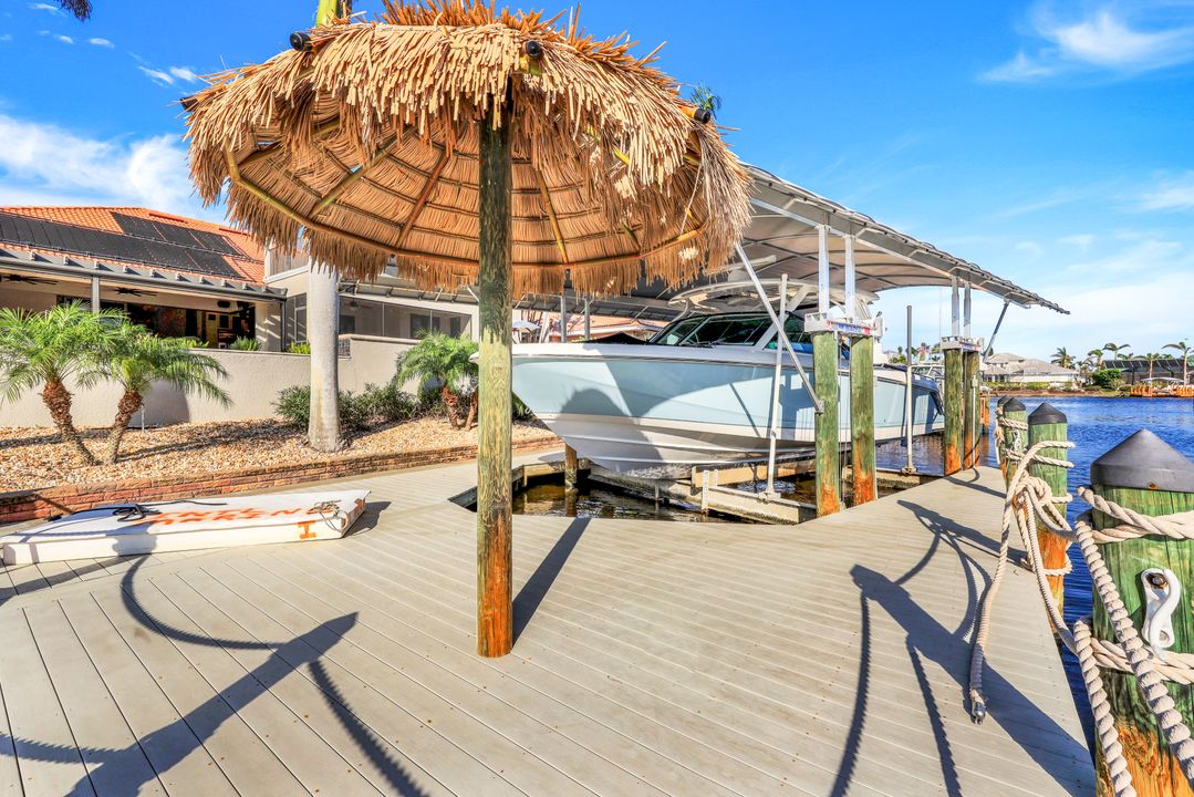 1512 El Dorado Pkwy W, Cape Coral, FL 33914