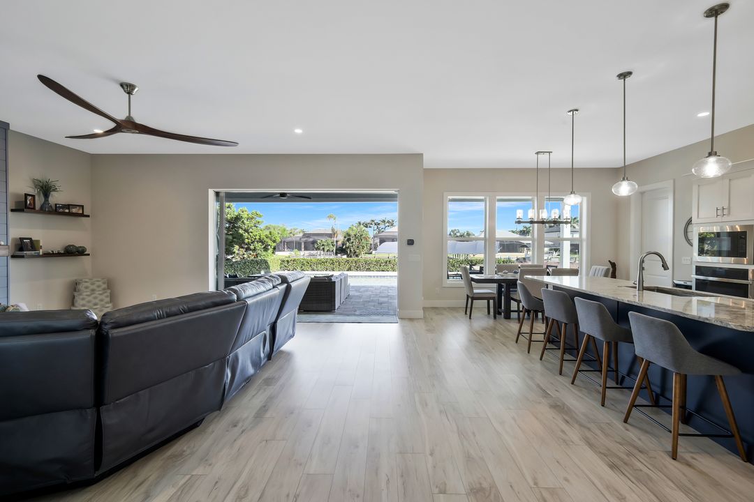 2717 SW 38th St, Cape Coral, FL 33914