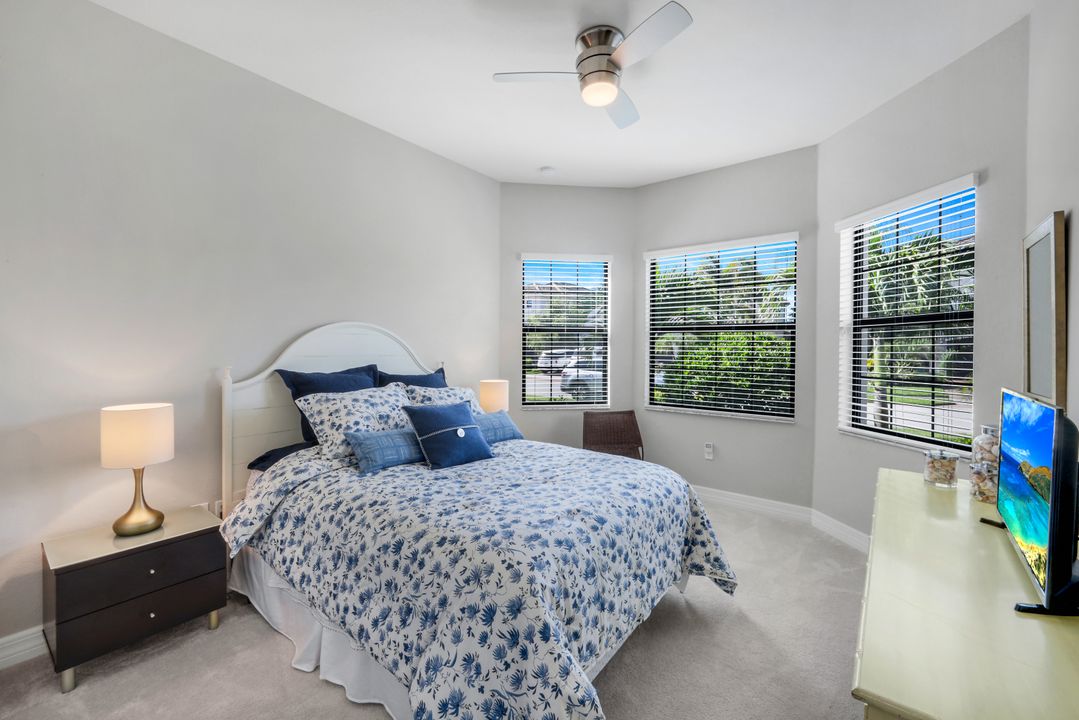 4118 Aspen Chase Dr, Naples, FL 34119