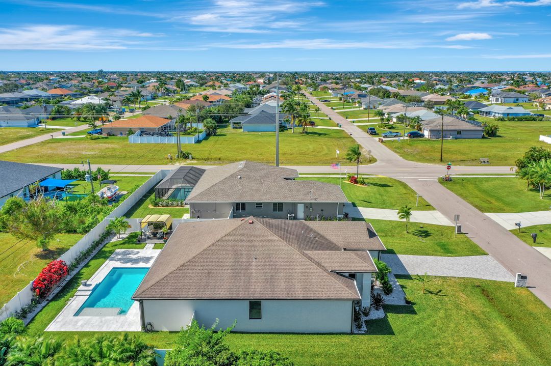 1918 SW 30th St, Cape Coral, FL 33914