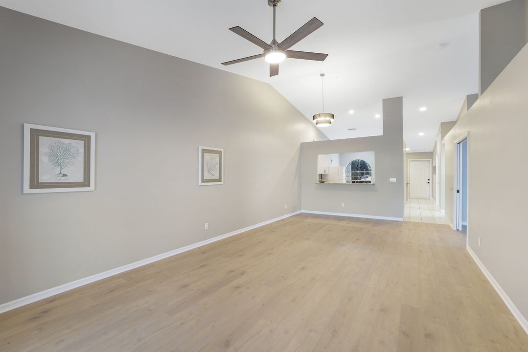 661 Captn Kate Ct, Naples, FL 34110