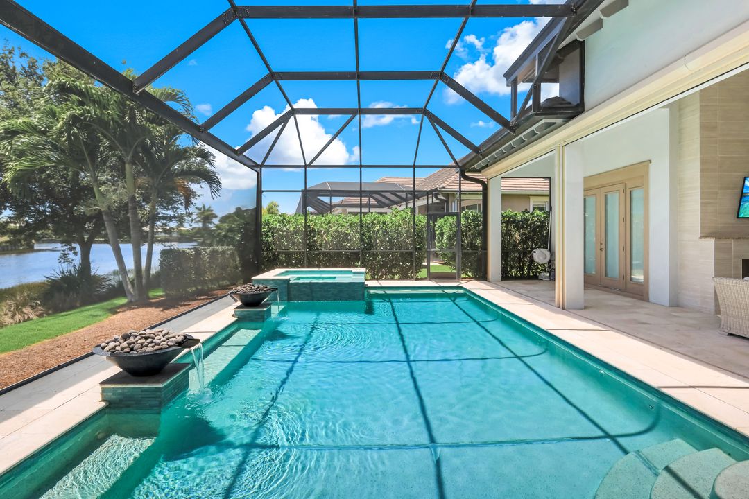 6259 Lightbourn Wy, Naples, FL 34113