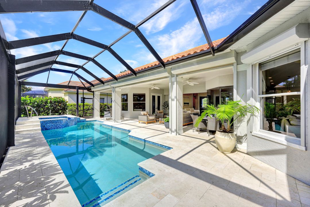 8028 Tiger Lily Dr, Naples, FL 34113