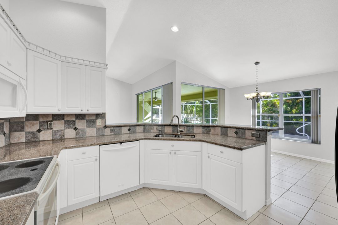 2648 SW 31st Ln, Cape Coral, FL 33914