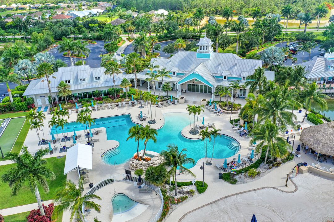 14448 Neptune Ave, Naples, FL 34114