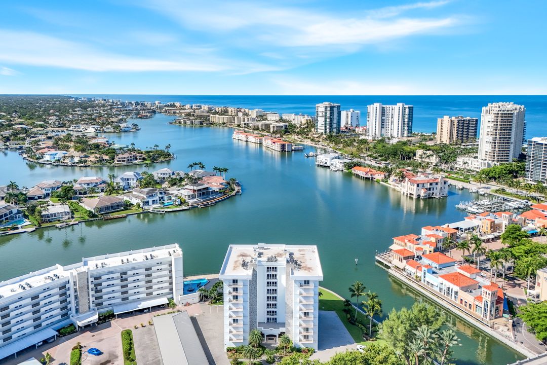 250 Park Shore Dr #801, Naples, FL 34103