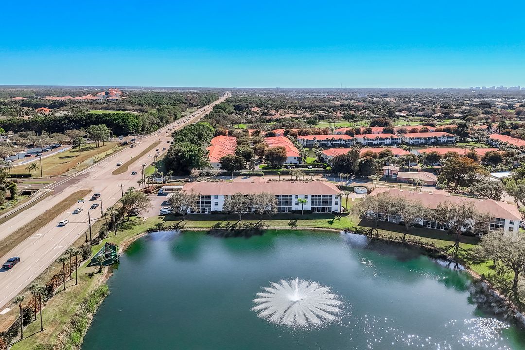 9580 Victoria Ln #208, Naples, FL 34109