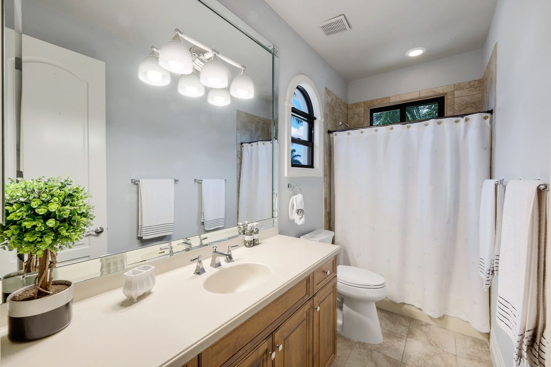 511 Alameda Ct, Marco Island, FL 34145