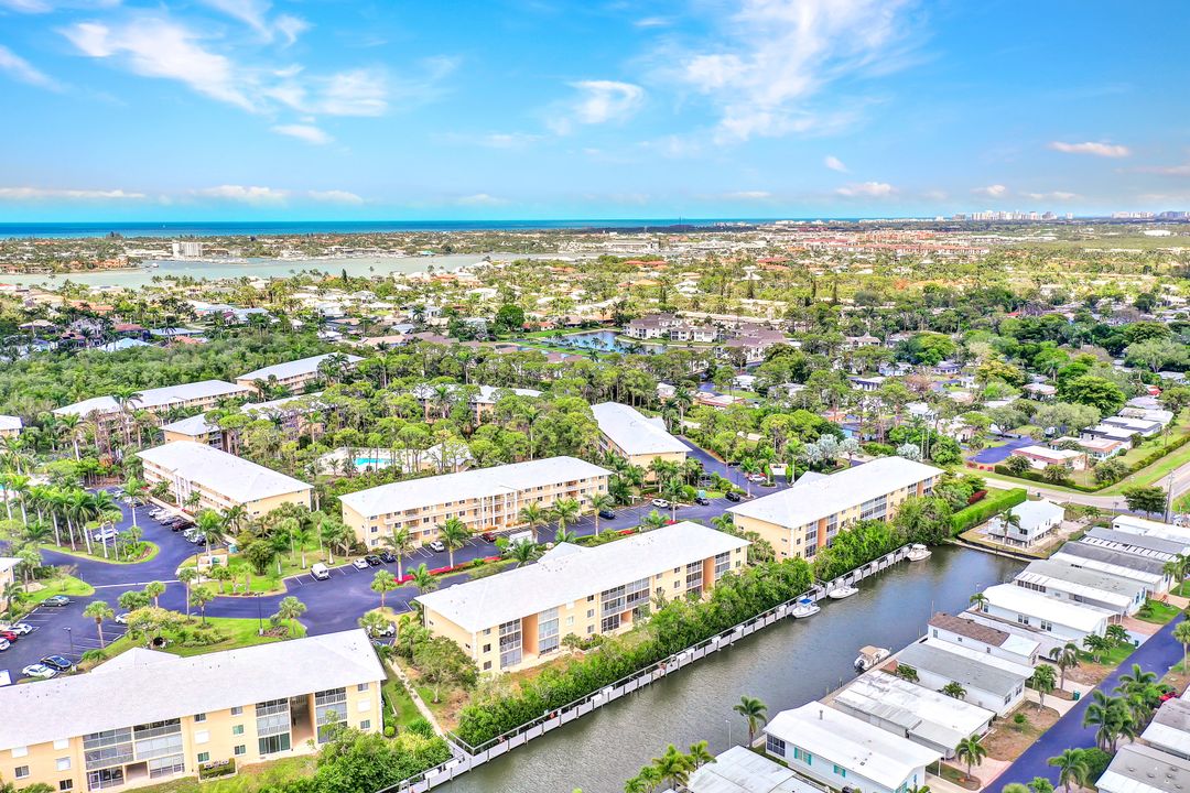 3061 Sandpiper Bay Cir #J206, Naples, FL 34112