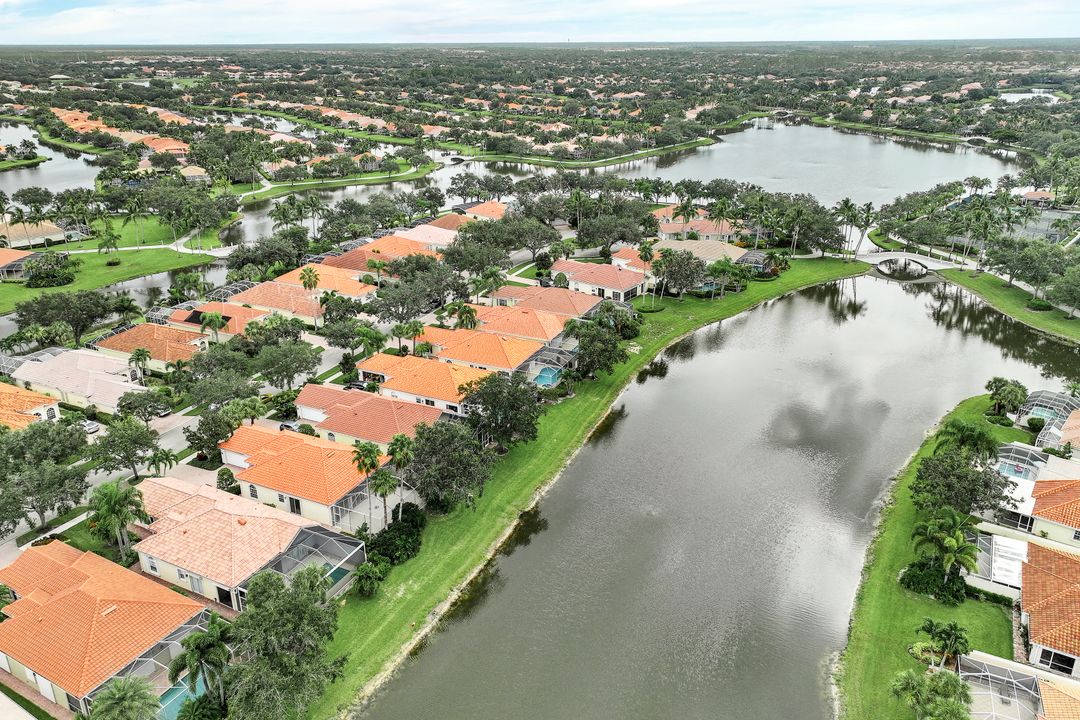 5304 Hawkesbury Way, Naples, FL 34119