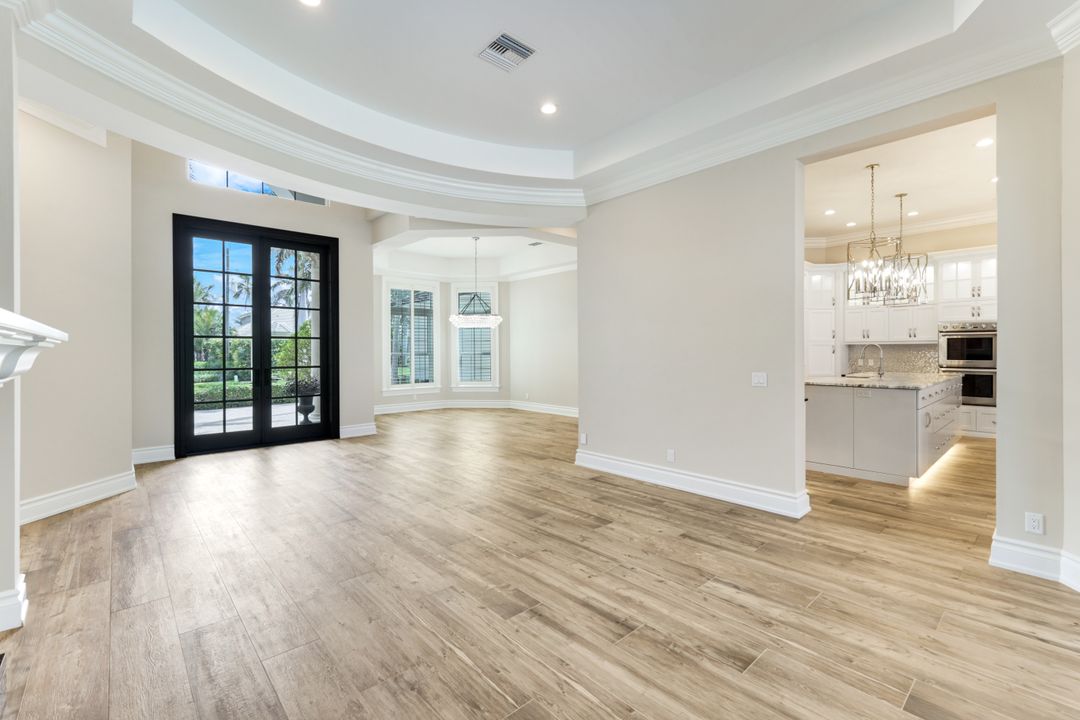 384 Mooring Line Dr, Naples, FL 34102