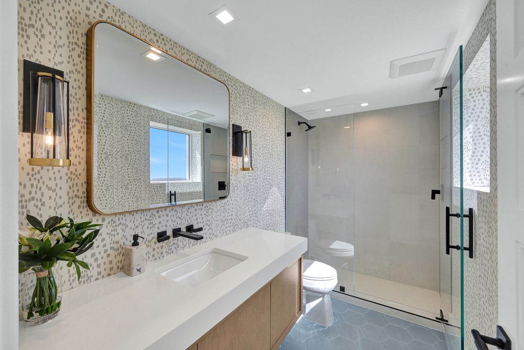 7225 Pelican Bay Blvd #2001/2002, Naples, FL 34108