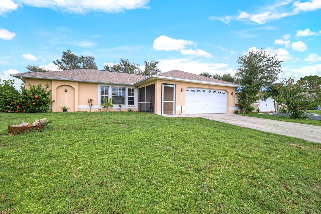 1332 SW 1st Ave, Cape Coral, FL 33991