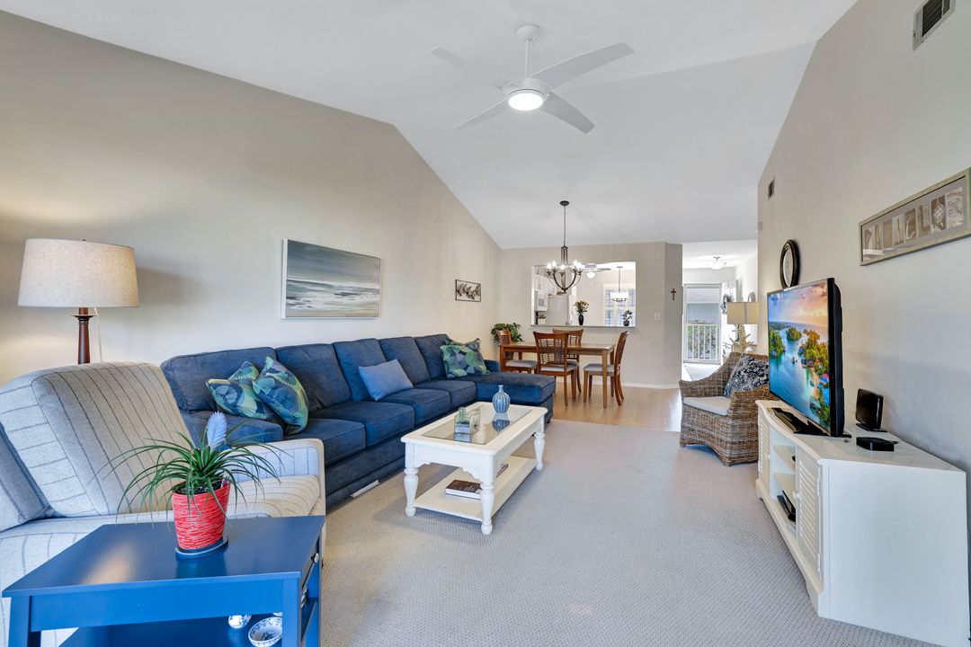 1336 Churchill Cir #K202, Naples, FL 34116